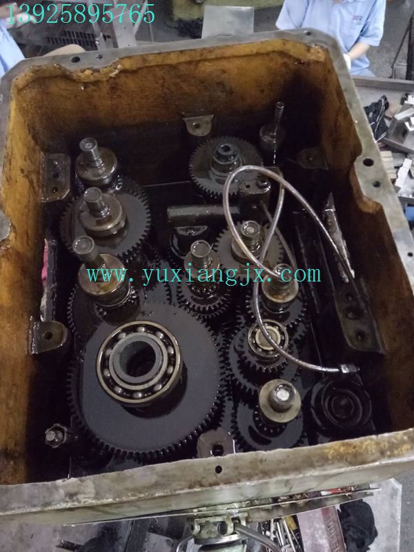 车床维修车床润滑